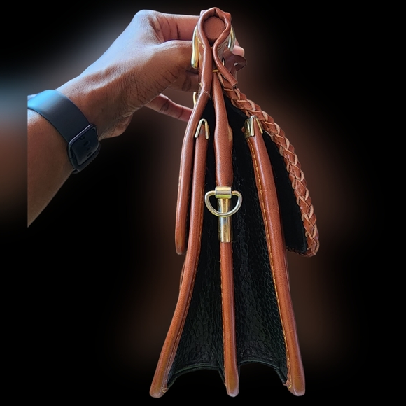 ⛔️SOLD⛔️Vintage Dooney & Bourke R701 - Picture 5 of 11